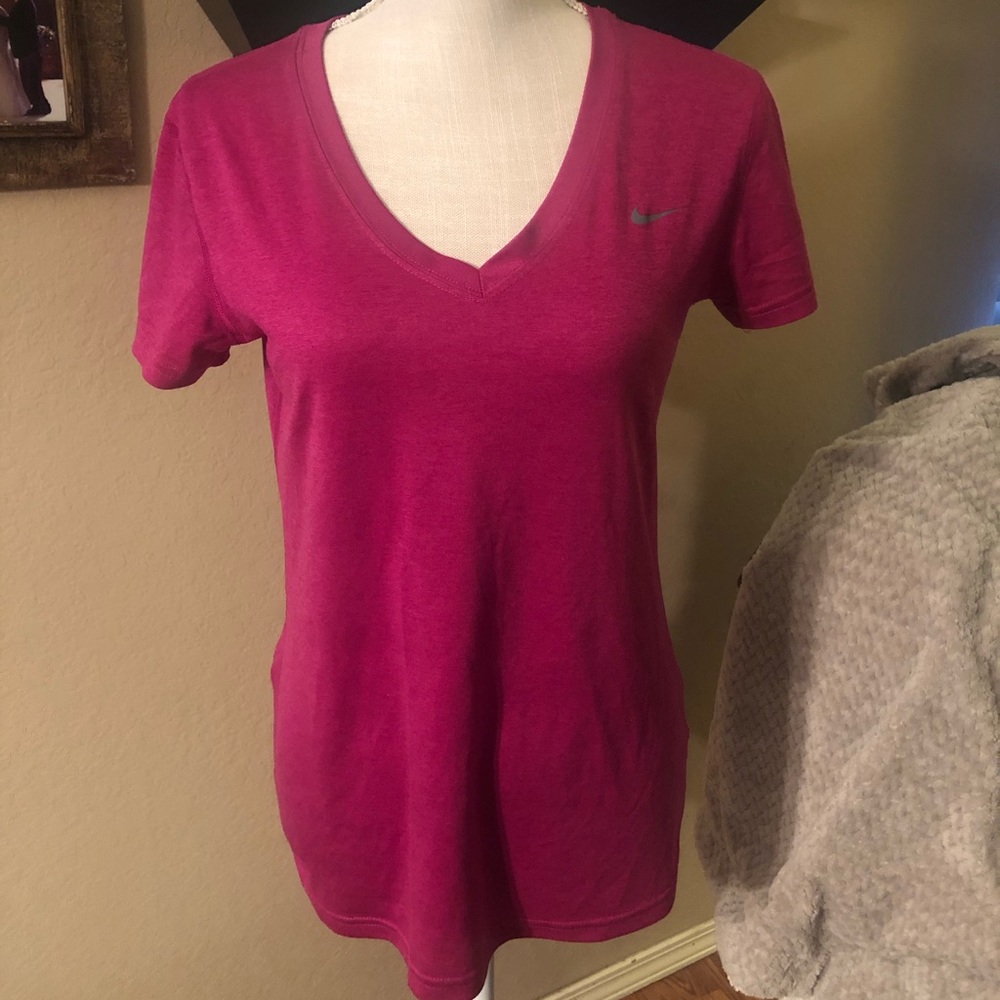 Women’s Nike dri-fit